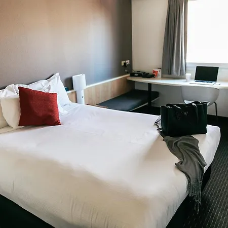Ibis Newcastle Hotel Exterior photo